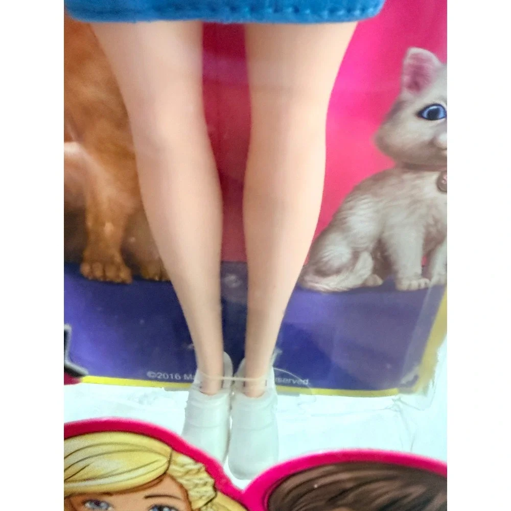 Barbie Career Pet Vet DVF58 Puppy Doll Pretend Play Damaged Box‎
